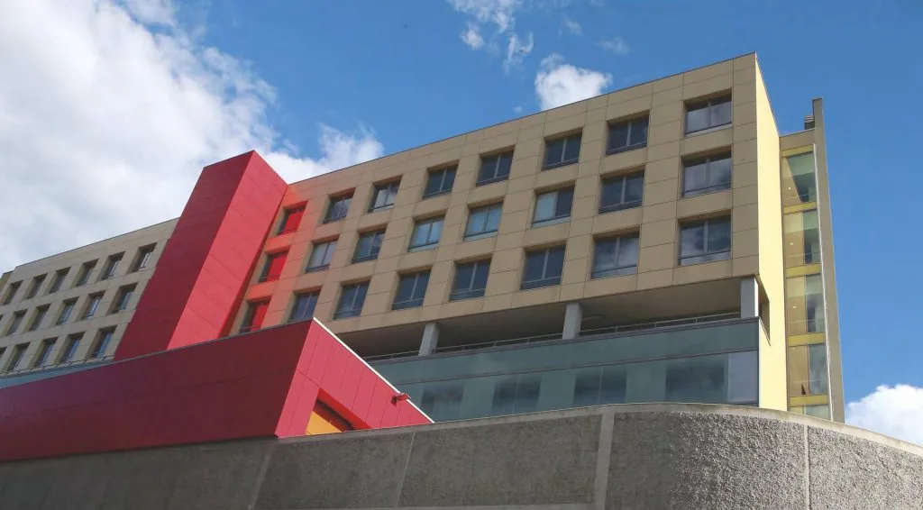 ILSPA Infrastrutture Lombarde SpA – Ospedale del Ponte Varese: progetto realizzato da Albini e Castelli
