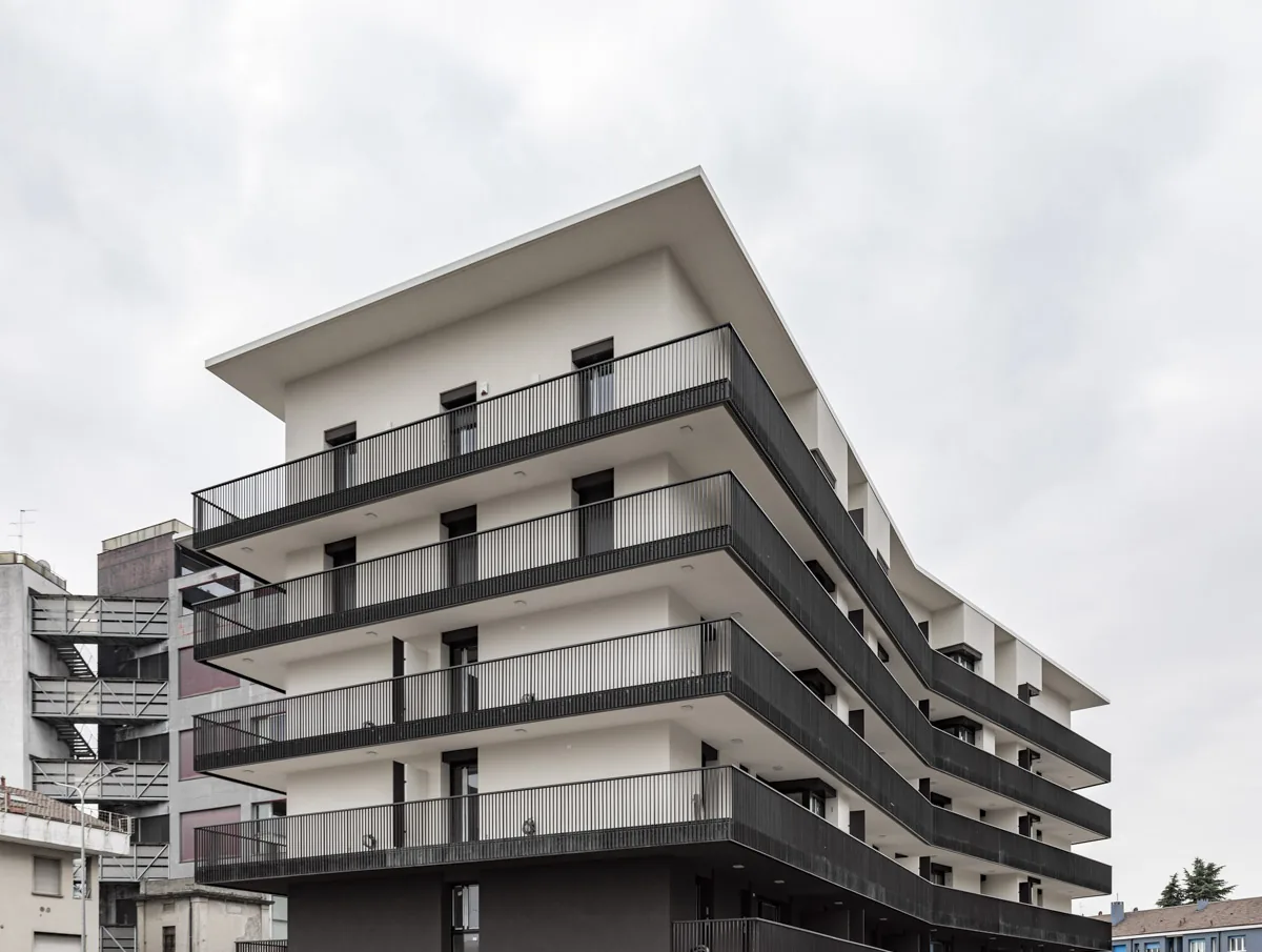 Società Cooperativa Sant’Ilario – Milano via dei Canzi: progetto realizzato da Albini e Castelli
