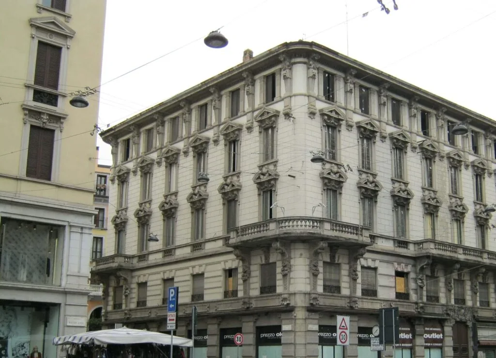 Uninvest SpA – Ristrutturazione edificio commerciale Milano Corso Buenos Aires: progetto realizzato da Albini e Castelli